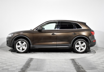 Подержанный автомобиль Audi Q5 2017 года (8 фото)