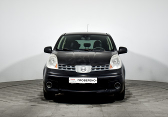 Подержанный автомобиль Nissan Note 2008 года (2 фото)