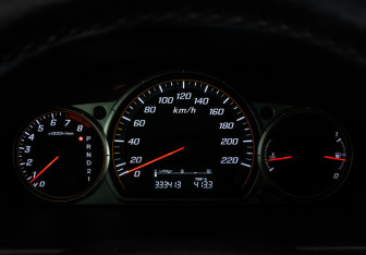 Подержанный автомобиль Honda CR-V 2006 года (17 фото)