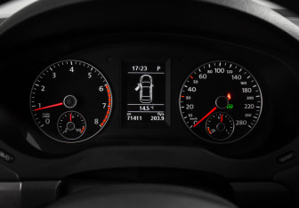 Подержанный автомобиль Volkswagen Jetta Sedan 2014 года (18 фото)