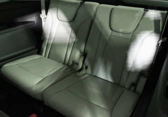 Подержанный автомобиль GAC GS8 2023 года (10 фото)