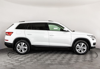 Подержанный автомобиль Skoda Kodiaq 2019 года (5 фото)