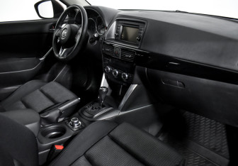 Подержанный автомобиль Mazda CX-5 2012 года (13 фото)