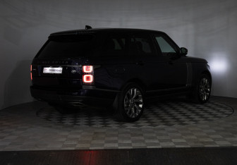 Подержанный автомобиль Land Rover Range Rover 2018 года (34 фото)