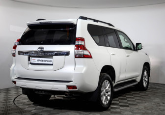 Подержанный автомобиль Toyota Land Cruiser Prado 2014 года (5 фото)