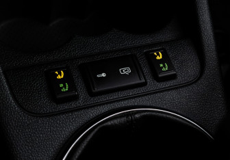 Подержанный автомобиль Skoda Fabia Hatchback 2012 года (15 фото)