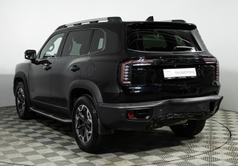 Подержанный автомобиль Haval Dargo 2024 года (7 фото)