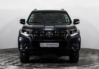 Подержанный автомобиль Toyota Land Cruiser Prado 2021 года (3 фото)