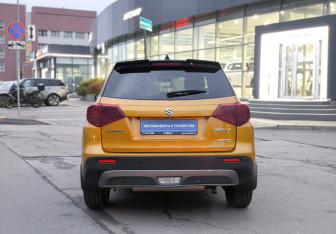 Подержанный автомобиль Suzuki Vitara 2019 года (5 фото)