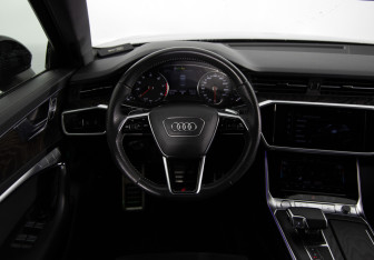 Подержанный автомобиль Audi A6 Sedan 2019 года (14 фото)