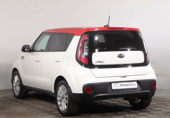 Подержанный автомобиль Kia Soul 2018 года (3 фото)