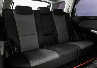 Подержанный автомобиль Kia Sportage 2008 года (18 фото)