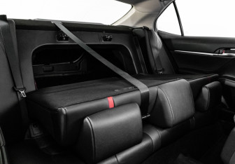 Подержанный автомобиль Toyota Camry Sedan 2021 года (32 фото)