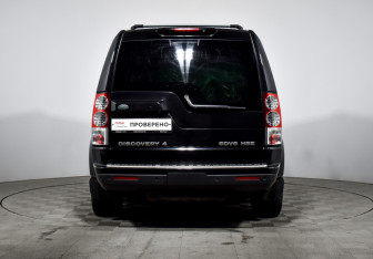 Подержанный автомобиль Land Rover Discovery 2012 года (6 фото)