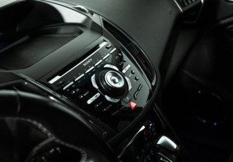 Подержанный автомобиль Ford Kuga 2013 года (15 фото)