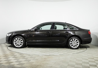 Подержанный автомобиль Audi A6 Sedan 2014 года (8 фото)