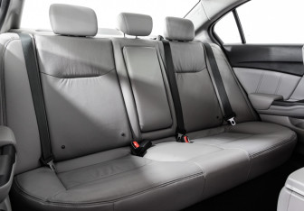 Подержанный автомобиль Honda Civic Sedan 2014 года (16 фото)
