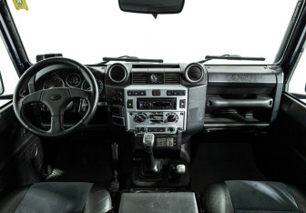 Подержанный автомобиль Land Rover Defender Suv 2014 года (13 фото)