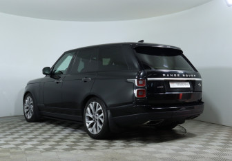Подержанный автомобиль Land Rover Range Rover 2018 года (7 фото)