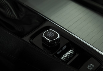 Подержанный автомобиль Volvo XC90 2019 года (23 фото)