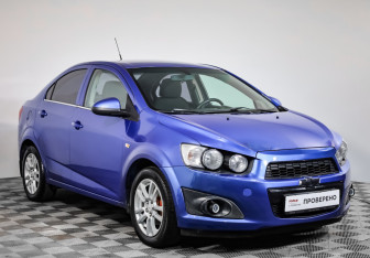 Подержанный автомобиль Chevrolet Aveo Sedan 2012 года (3 фото)