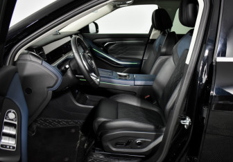 Подержанный автомобиль Voyah Free 2023 года (10 фото)