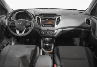 Подержанный автомобиль Hyundai Creta 2016 года (13 фото)