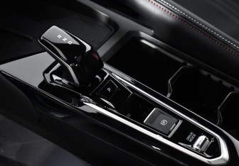 Подержанный автомобиль Geely Coolray 2024 года (11 фото)