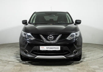 Подержанный автомобиль Nissan Qashqai 2016 года (2 фото)
