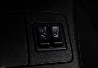 Подержанный автомобиль Mitsubishi Outlander 2007 года (14 фото)