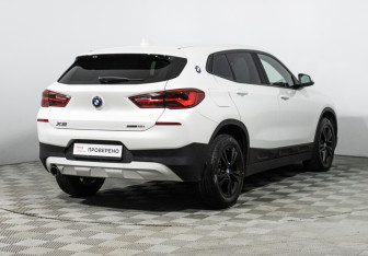 Подержанный автомобиль BMW X2 2018 года (5 фото)