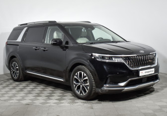 Подержанный автомобиль Kia Carnival 2020 года (3 фото)