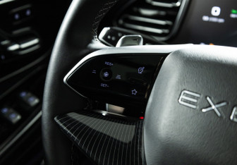 Подержанный автомобиль Exeed VX 2023 года (27 фото)