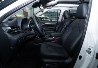Новый Toyota Highlander 2025 (11 фото)