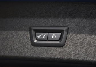 Подержанный автомобиль BMW X1 2020 года (33 фото)