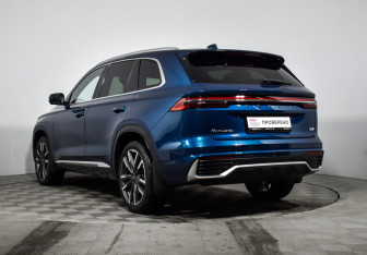 Подержанный автомобиль Geely Monjaro 2024 года (7 фото)