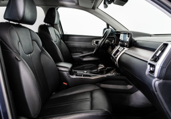 Подержанный автомобиль Kia Sorento 2021 года (25 фото)