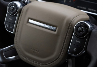 Подержанный автомобиль Land Rover Range Rover 2013 года (13 фото)