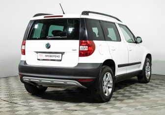 Подержанный автомобиль Skoda Yeti 2013 года (5 фото)