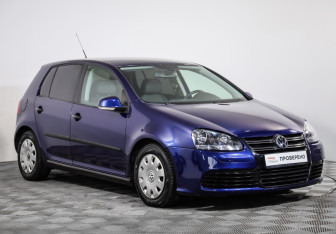 Подержанный автомобиль Volkswagen Golf Hatchback 2005 года (3 фото)