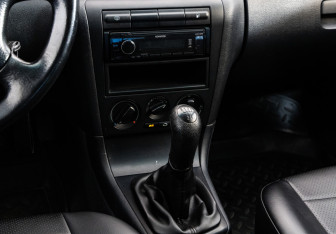 Подержанный автомобиль Skoda Octavia Liftback 2006 года (12 фото)
