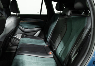 Подержанный автомобиль Geely Monjaro 2024 года (10 фото)