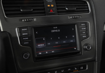 Подержанный автомобиль Volkswagen Golf Hatchback 2013 года (14 фото)