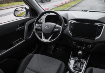 Подержанный автомобиль Hyundai Creta 2017 года (10 фото)