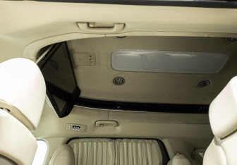 Подержанный автомобиль Kia Carnival 2021 года (27 фото)