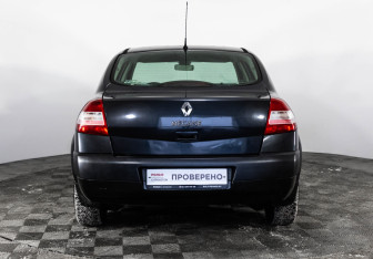 Подержанный автомобиль Renault Megane Sedan 2008 года (6 фото)