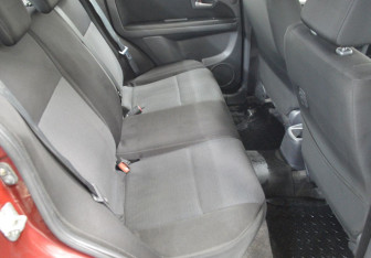 Подержанный автомобиль Suzuki SX4 Sedan 2007 года (13 фото)