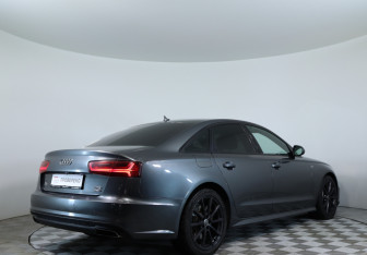 Подержанный автомобиль Audi A6 Sedan 2016 года (5 фото)