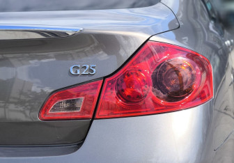 Подержанный автомобиль Infiniti G Sedan 2010 года (8 фото)