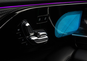 Подержанный автомобиль Exeed RX 2023 года (22 фото)